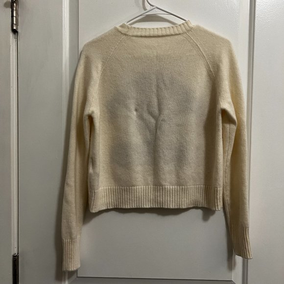 White Sweater Warm Winter XS - Picture 2 of 2